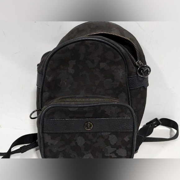 lululemon mini backpack - Picture 1 of 2